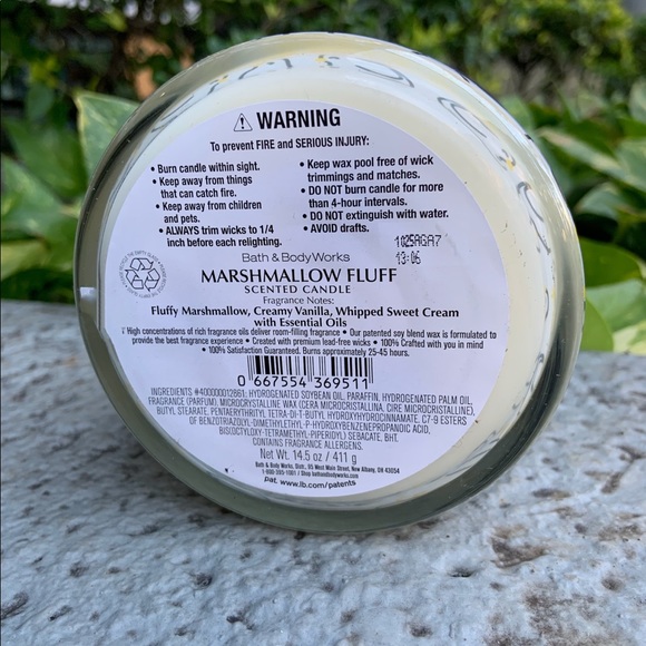 BBW Marshmallow fluff candle - Picture 3 of 7